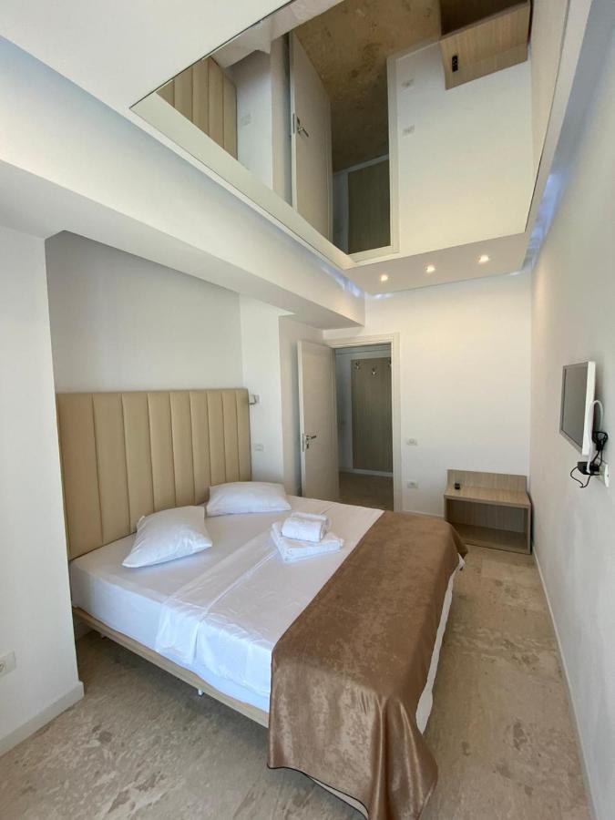 Apartament Ella Front View Năvodari Exteriör bild