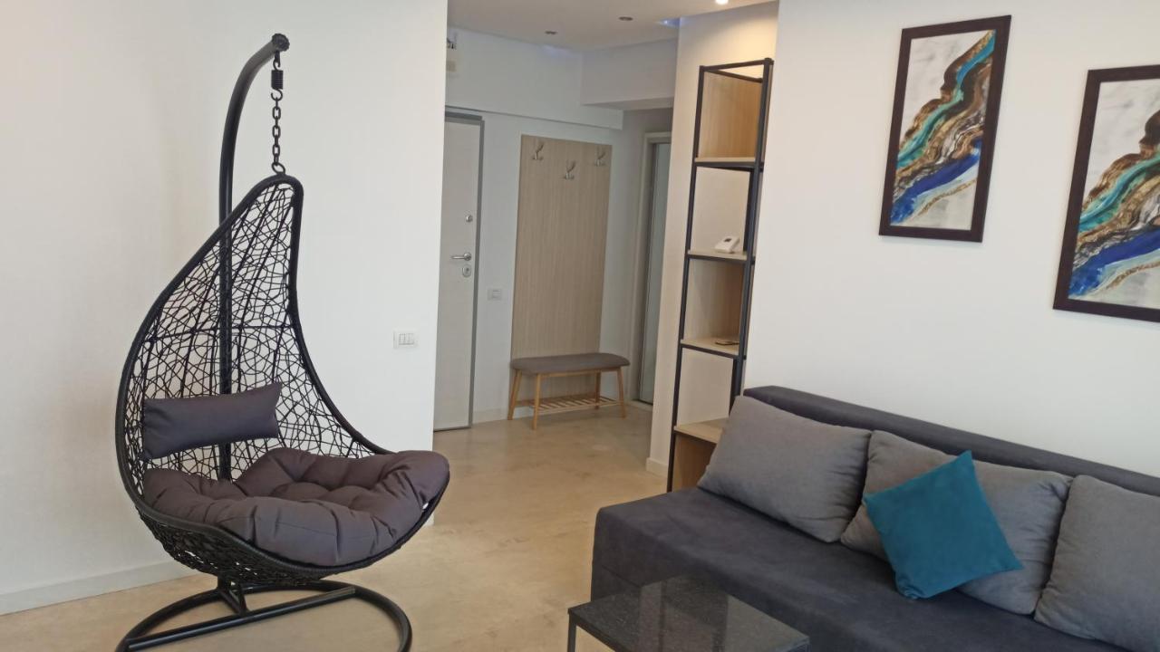 Apartament Ella Front View Năvodari Exteriör bild